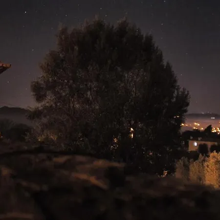 فندق مبيت وإفطار Altavista