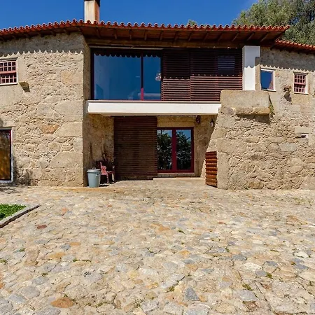 Altavista Vitorino dos Piães