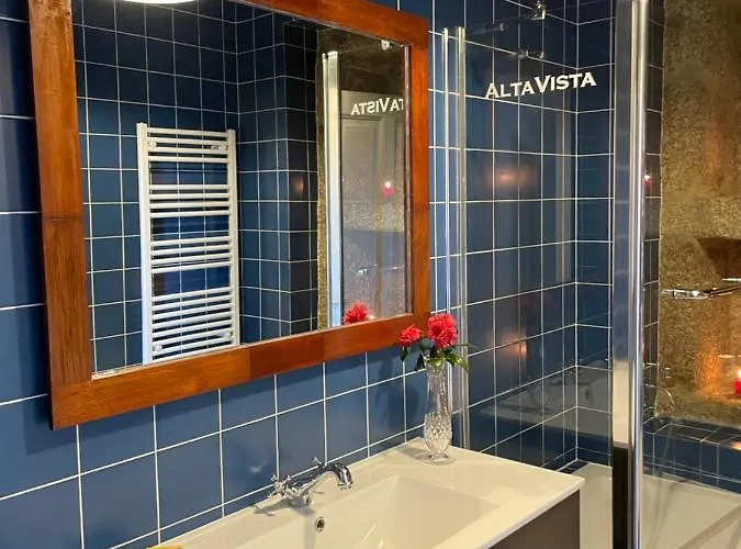 Altavista Vitorino dos Piães